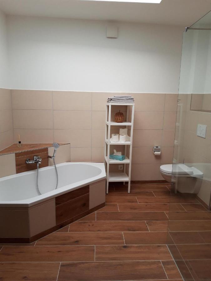 Apartments Panoramablick Mettlach Ngoại thất bức ảnh